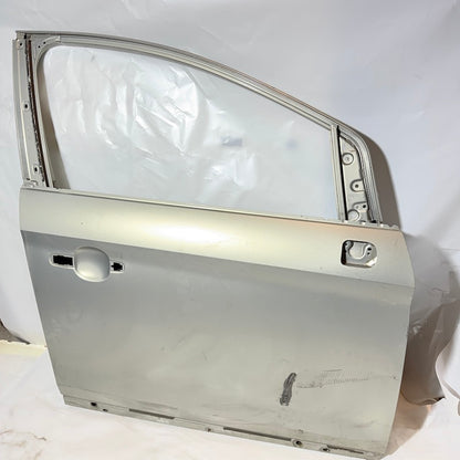 Ford Kuga Sağ Ön Kapı 2008-2013 8V41-S22250-AH Orijinal Çıkma En Uygun Oto Parça