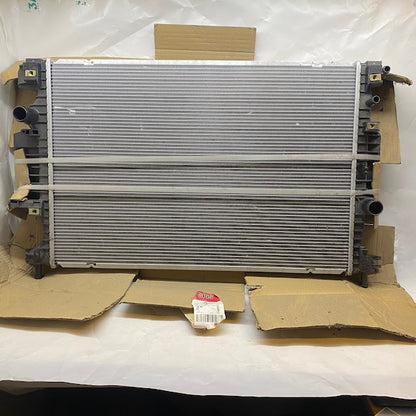 Ford Mondeo 1.5 EcoBoost/2.0 TDCi Su Radyatörü DG93-8005AC En Uygun Oto Parça