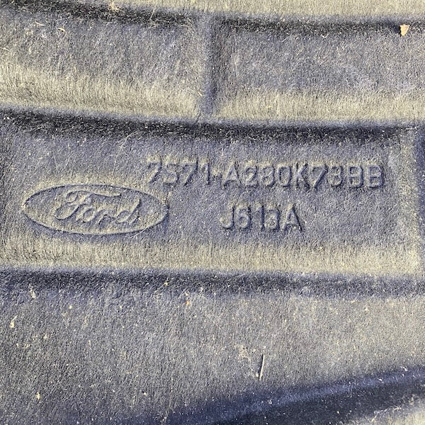 Ford Mondeo Arka Sağ Çamurluk Davlumbazı 7S71A280K73BB