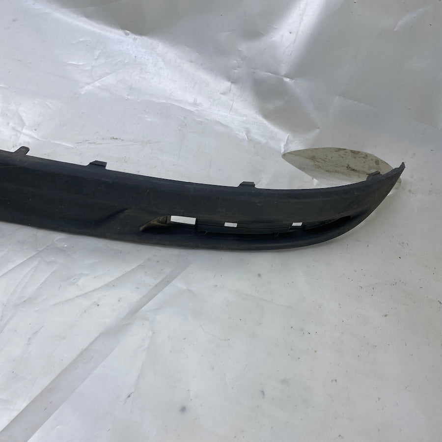 Ford Mondeo tampon çıtası – DS73-17K922-LAW OEM çıkma arka gövde parçası.