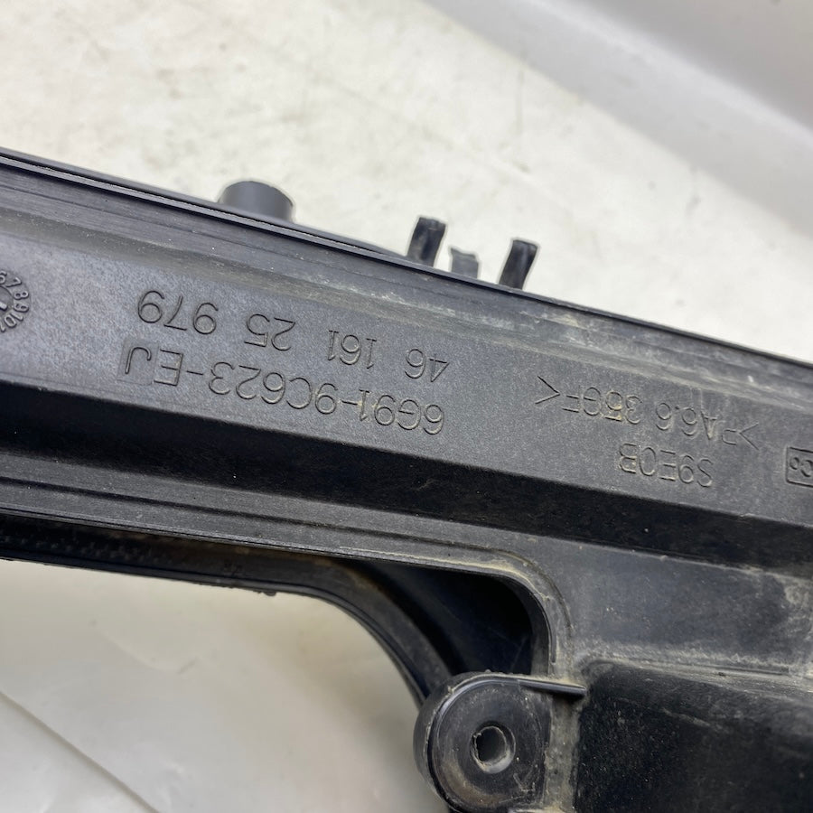 Ford Mondeo Hava Filitre Borusu 6G91-9C623-EJ