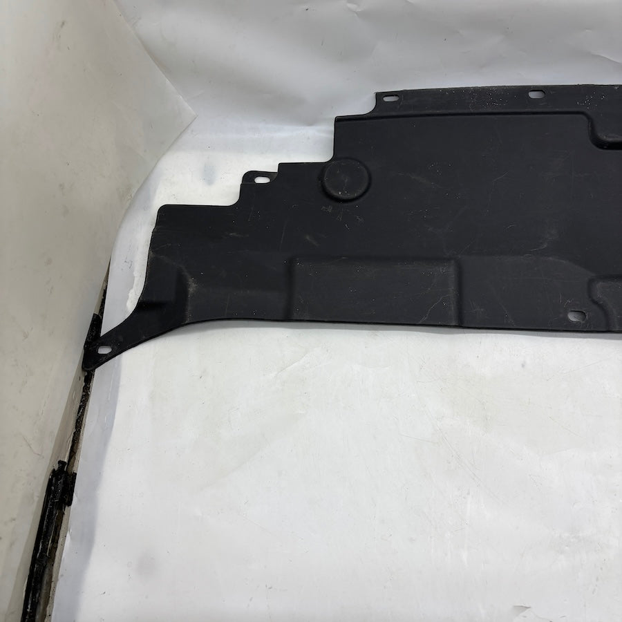 Ford Mondeo Ön Panel Üst Kaplama D573-16613-B