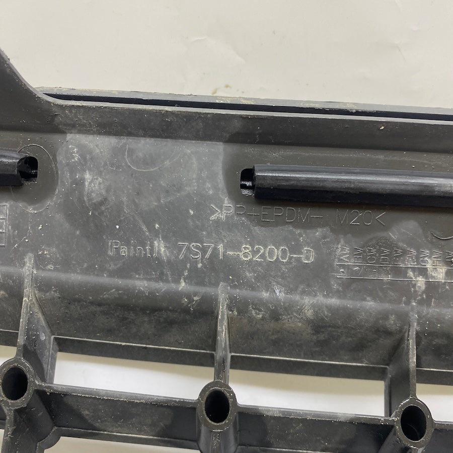 Ford Mondeo Ön Panjur/Ön Izgara 7S71-8200A