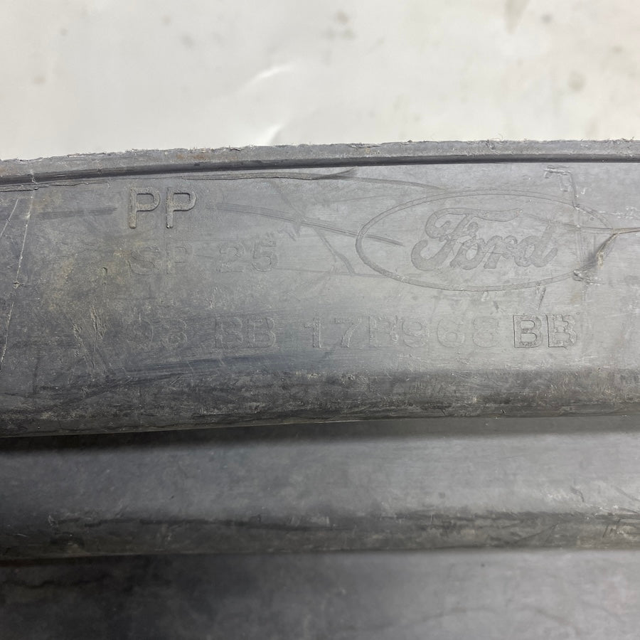 Ford Mondeo Ön Tampon Alt Karlık Sisli 93BB17B968BB - En Uygun Oto Parça