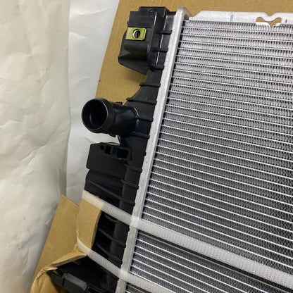 Ford Mondeo Su Radyatörü 1.5/2.0 TDCi EcoBoost DG93-8005A6 En Uygun Oto Parça