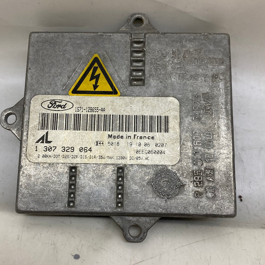 Ford Mondeo xenon far beyni – orijinal çıkma parça, 1S74-12B655-AA (2000-2007 uyumlu).
