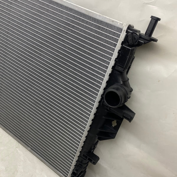 Ford Mondeo/Volvo S60/V40 Motor Su Radyatörü 1420158