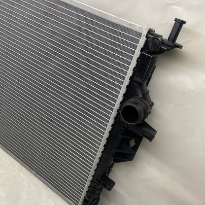 Ford Mondeo/Volvo S60/V40 Motor Su Radyatörü 1420158
