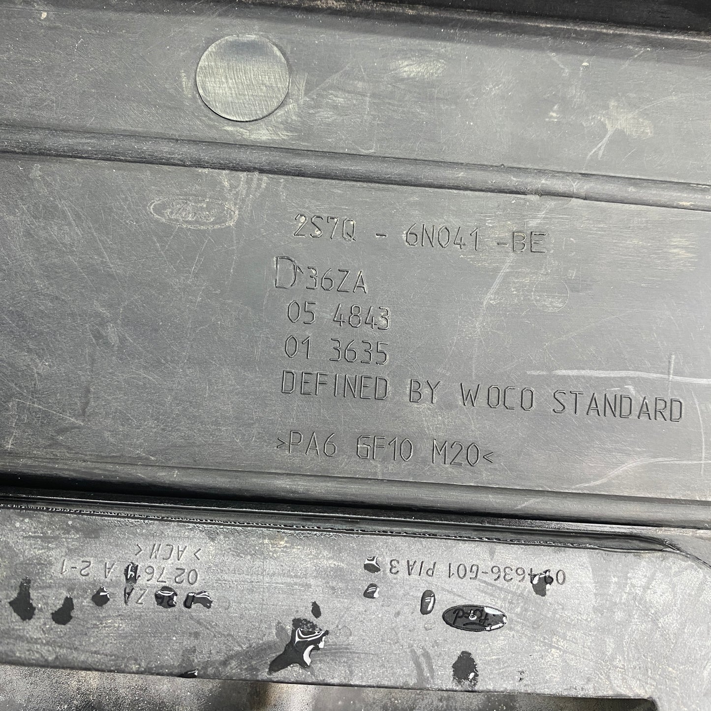 Ford Mondeo mk3 Motor Kapağı 2S7Q-6N041-BE