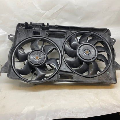 Ford Mustang 2.3 EcoBoost Motor Soğutma Fanı FR3C-8C607-BC En Uygun Oto Parça