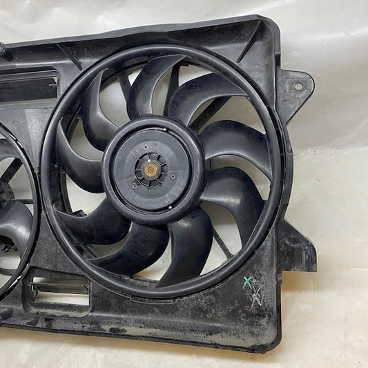 Ford Mustang 2.3 EcoBoost Motor Soğutma Fanı FR3C-8C607-BC En Uygun Oto Parça