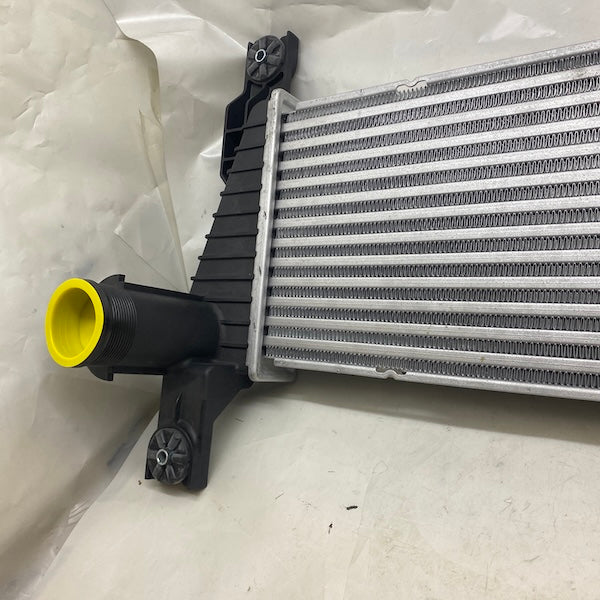 Ford Ranger 2.2 TDCi Turbo Radyatörü AB399L440AB En Uygun Oto Parça