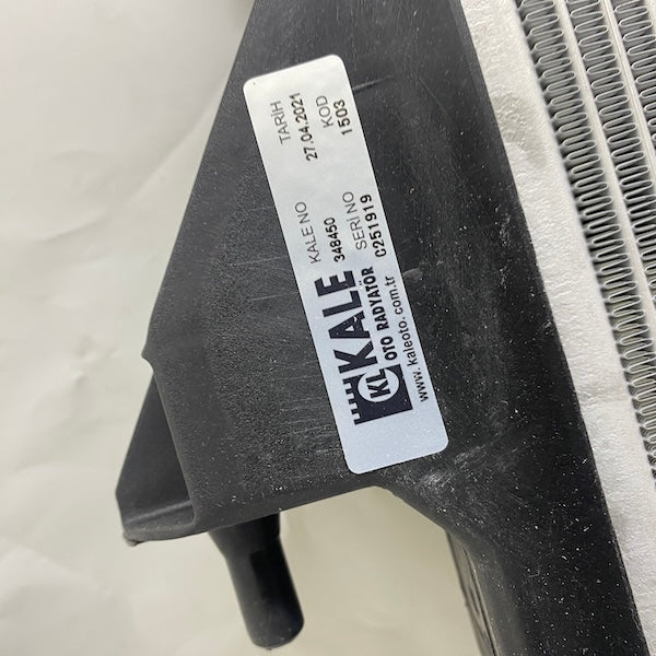 Ford Ranger 3.2 Motor Su Radyatörü AB39-8005AG En Uygun Oto Parça