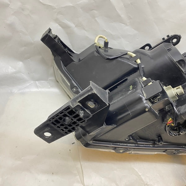 Ford Ranger Sağ Far Mercekli 16-21 En Uygun Oto Parça