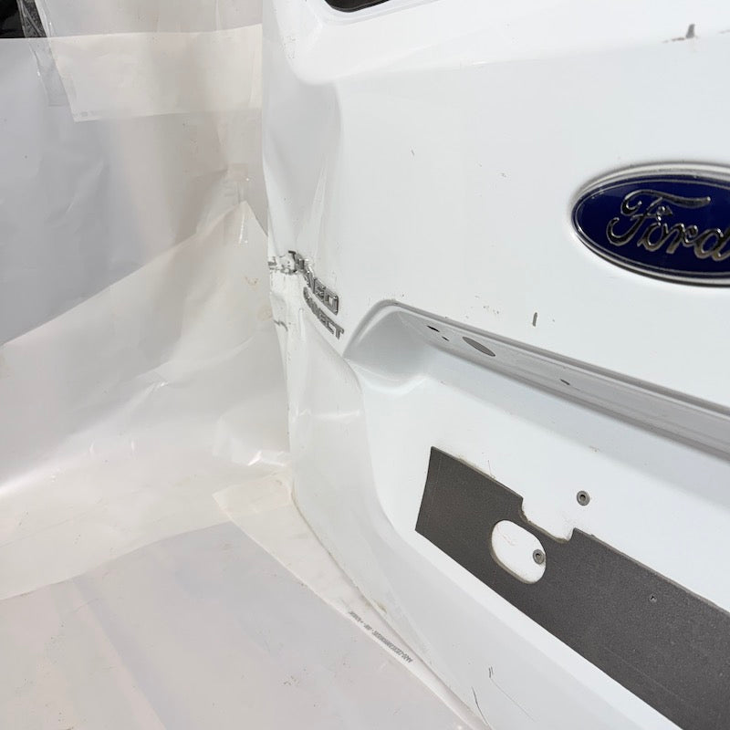 Ford Tourneo Connect Bagaj Kapağı 15-24 Beyaz En Uygun Oto Parça