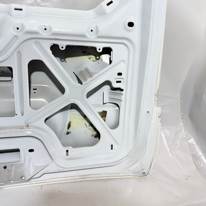 Ford Tourneo Connect Bagaj Kapağı 15-24 Beyaz En Uygun Oto Parça