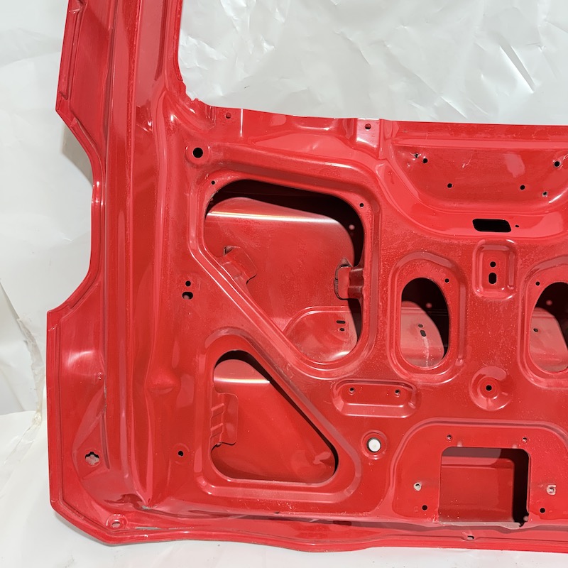 Ford Tourneo Courier Bagaj Kapağı 14-24 Kırmızı En Uygun Oto Parça