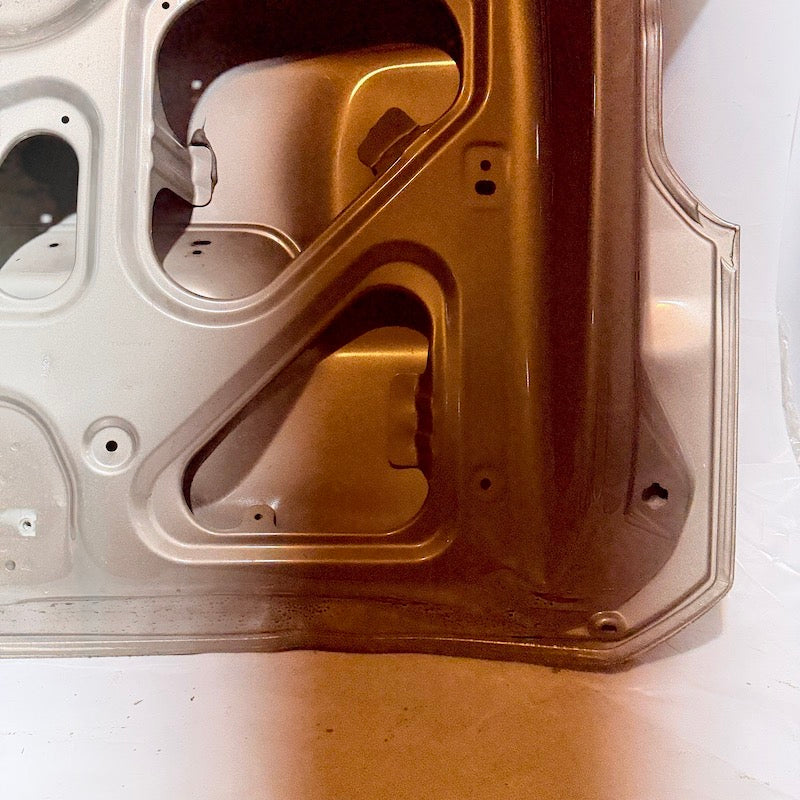 Ford Tourneo Courier Bagaj Kapağı Bal Köpüğü En Uygun Oto Parça