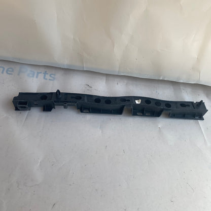 Ford Transit Courier Ön tampon Braketi ET76-A13221