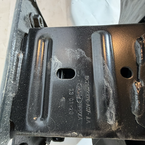 Ford Transit Custom Ön Tampon Demiri BK21-17K876-A07 Sıfır En Uygun Oto Parça