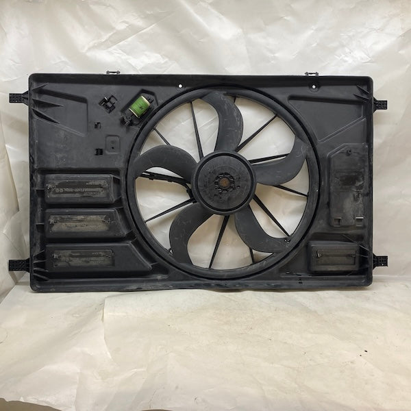 Ford Transit Custom V362 Radyatör Fanı BK21-8C607-B En Uygun Oto Parça