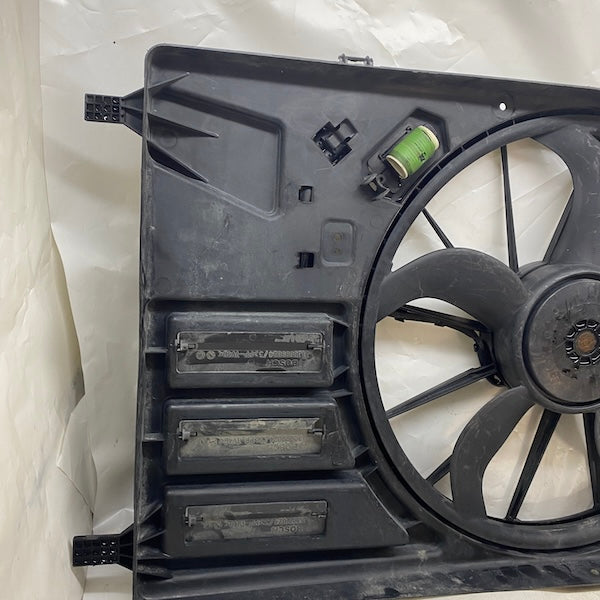 Ford Transit Custom V362 Radyatör Fanı BK21-8C607-B En Uygun Oto Parça