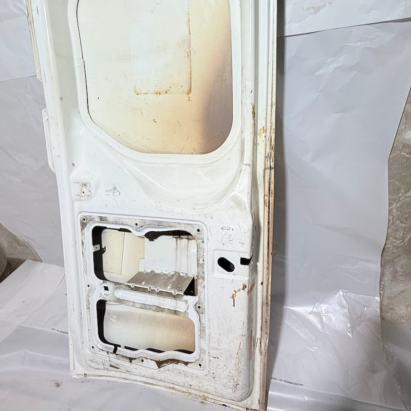 Ford Transit Custom Yüksek Tavan Sağ Bagaj Kapağı En Uygun Oto Parça