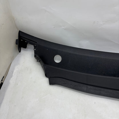 Ford Transit Ön Cam Izgara Sağ Taraf 6C11V01914