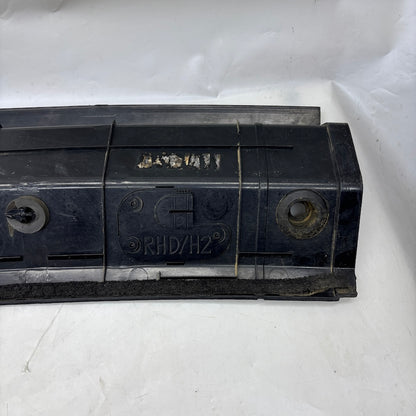 Ford Transit Ön Cam Izgara Sağ Taraf 6C11V01914