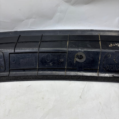 Ford Transit Ön Cam Izgara Sağ Taraf 6C11V01914