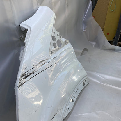 Ford Transit Ön Sol Çamurluk 2015-2022 Orijinal Çıkma