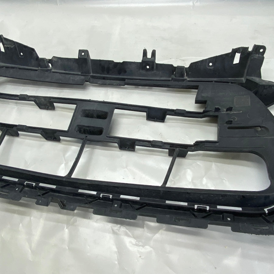 Ford Transit Ön Tampon Montaj Braketi BK31-17E778-AFW