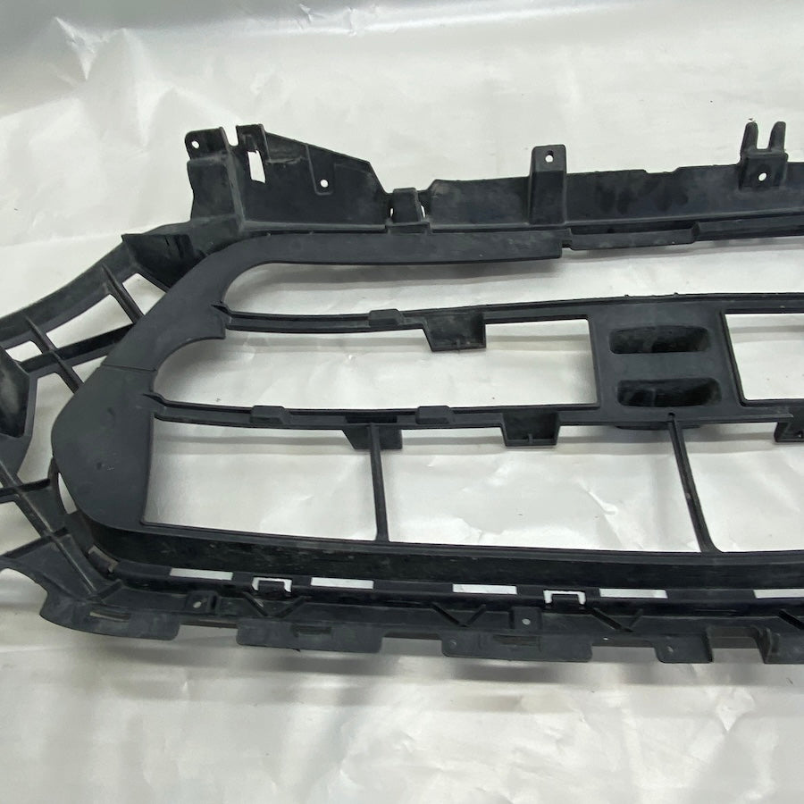 Ford Transit Ön Tampon Montaj Braketi BK31-17E778-AFW