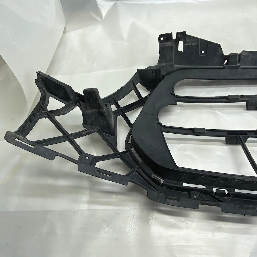 Ford Transit Ön Tampon Montaj Braketi BK31-17E778-AFW