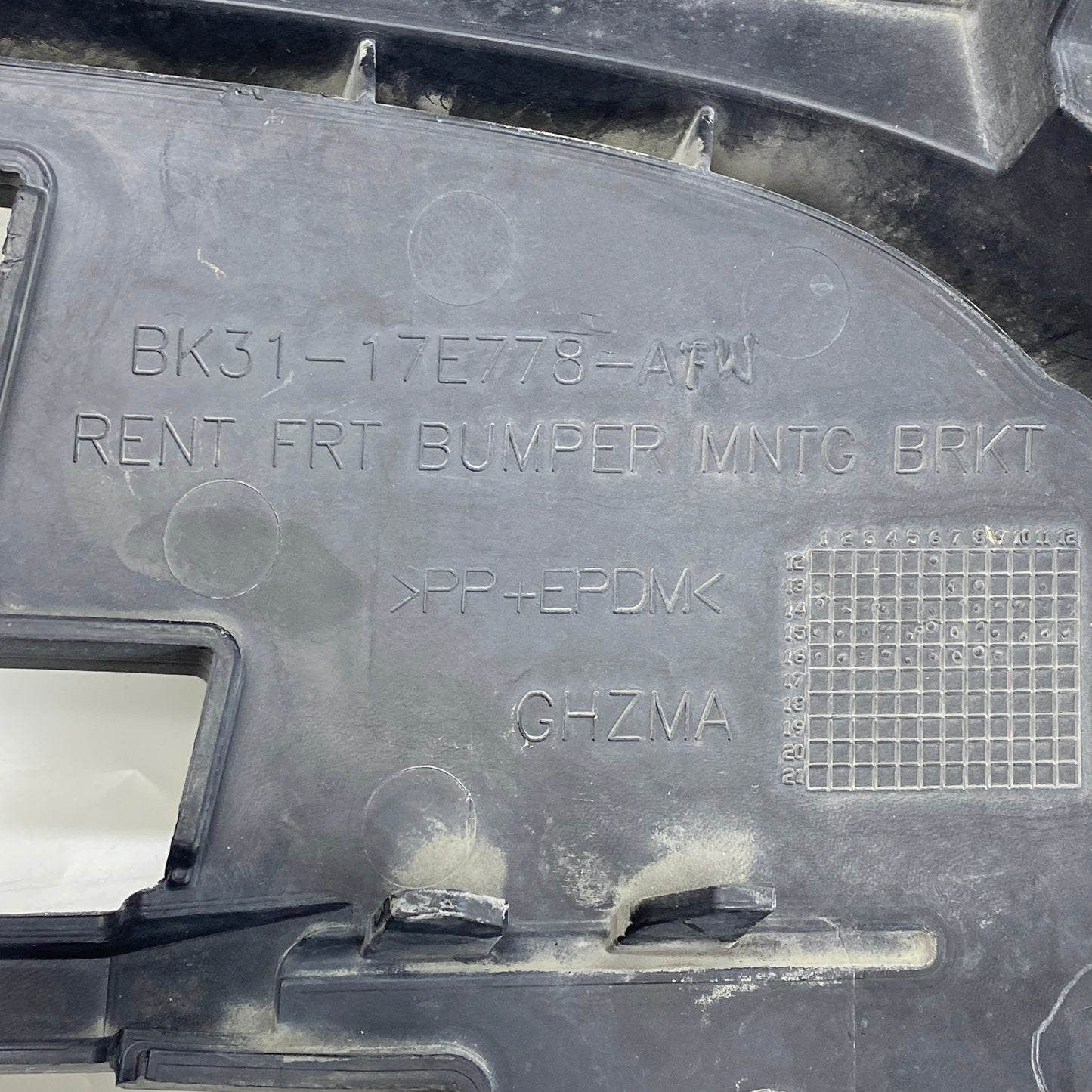 Ford Transit Ön Tampon Montaj Braketi BK31-17E778-AFW