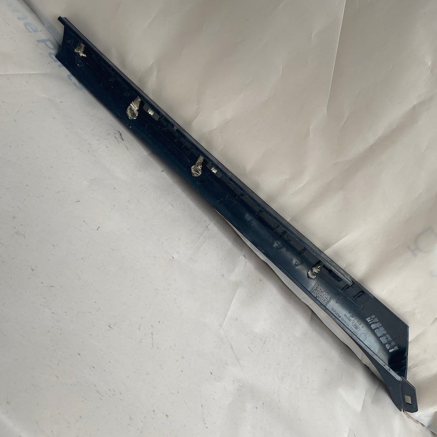 Ford Transit Sağ Ön Direk Kapağı G06C11 V03682