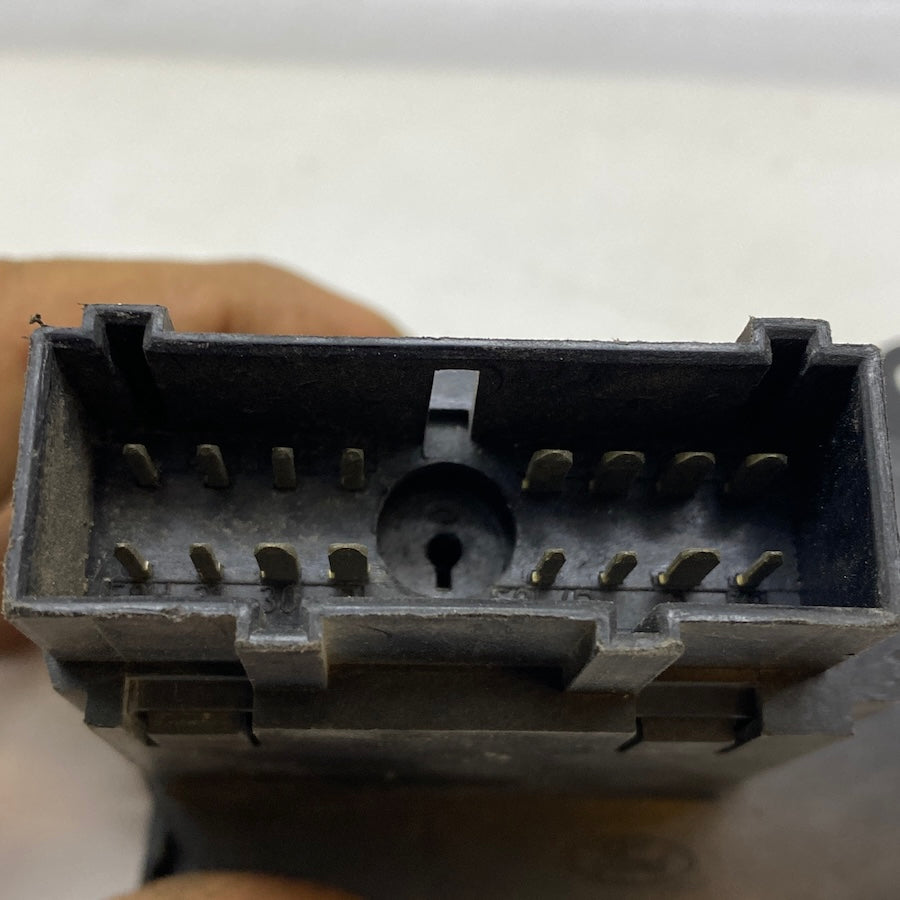 Ford Transit V184 Far Anahtarı YC1T13A024BB Orijinal Çıkma 2004-2010