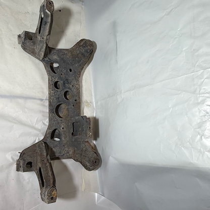 Ford Transit V184 Motor Traversi Beşiği Orijinal Çıkma En Uygun Oto Parça