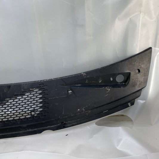 Ford Transit V184 Ön Cam Izgarası VC15-V01915