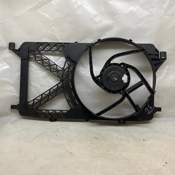 Ford Transit V347 Radyatör Fan Davlumbazı 6C11-8C607AD En Uygun Oto Parça