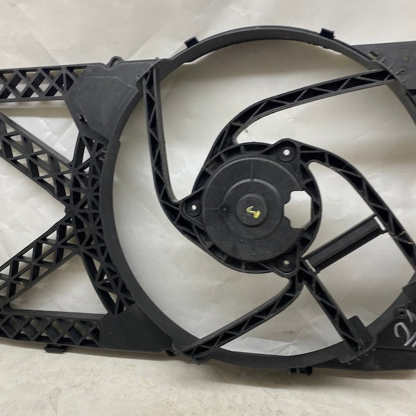 Ford Transit V347 Radyatör Fan Davlumbazı 6C11-8C607AD En Uygun Oto Parça