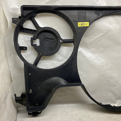 Ford Transit V347 Radyatör Fan Davlumbazı GV6P-3B437-LA En Uygun Oto Parça