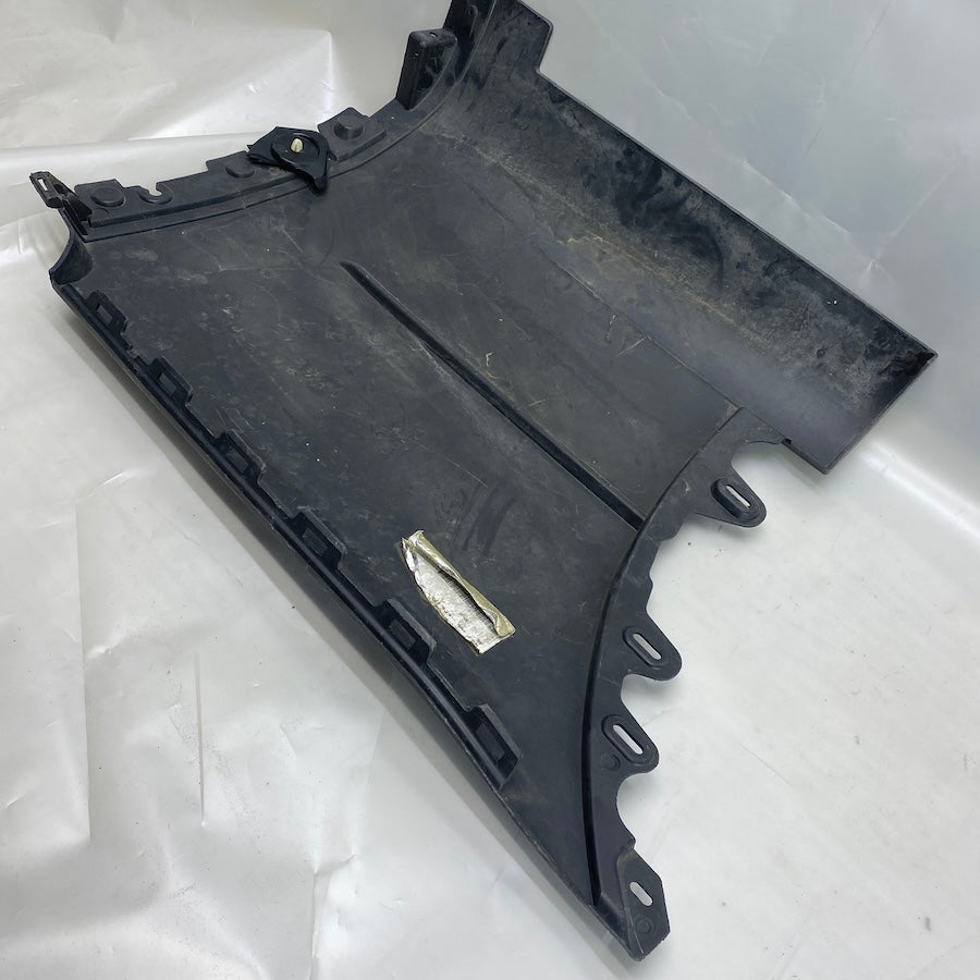 Ford Transit V363 Arka Tampon Köşesi BK31-17927 Orijinal Çıkma