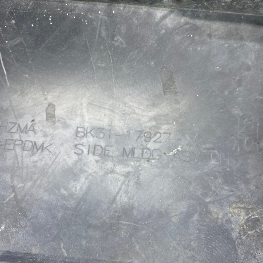 Ford Transit V363 Arka Tampon Köşesi BK31-17927 Orijinal Çıkma