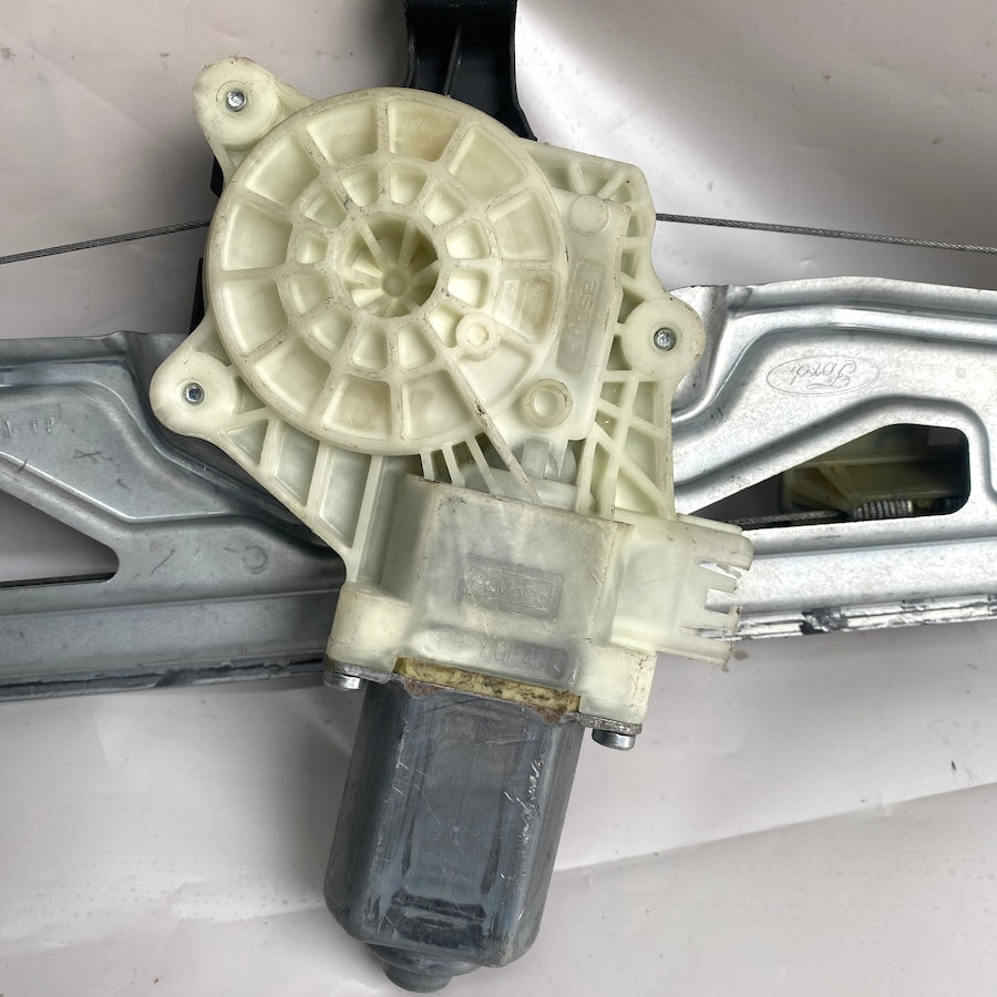Ford Transit V363 Cam Kriko ve Motoru 928067-101