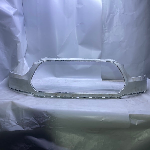 Ford Transit V363 Ön Tampon Üst Panjur Çerçevesi En Uygun Oto Parça