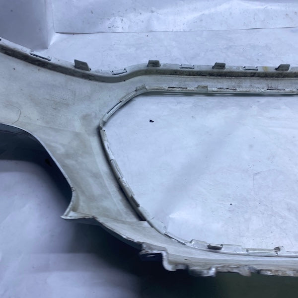 Ford Transit V363 Ön Tampon Üst Panjur Çerçevesi En Uygun Oto Parça