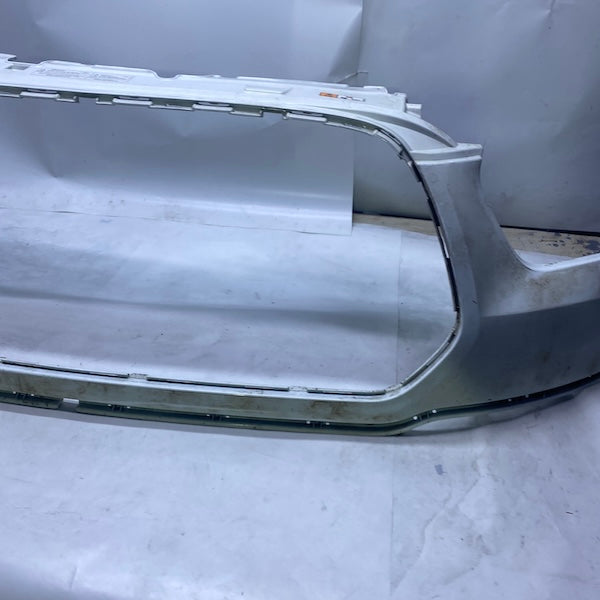 Ford Transit V363 Ön Tampon Üst Panjur Çerçevesi En Uygun Oto Parça