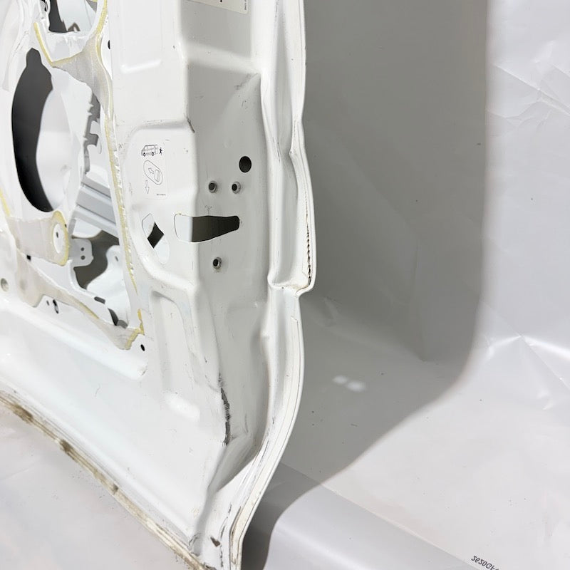 Ford Transit V363 Sağ Bagaj Kapağı Camlı Orta Yüksek En Uygun Oto Parça