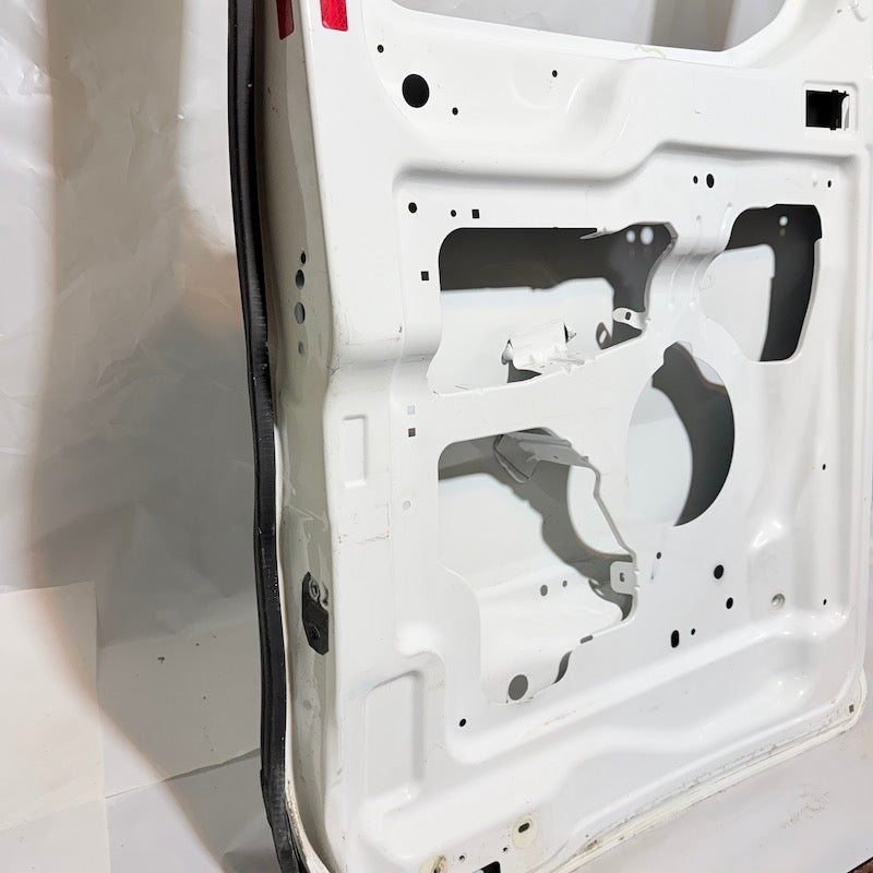 Ford Transit V363 Sol Bagaj Kapağı Camlı Orta Yüksek En Uygun Oto Parça